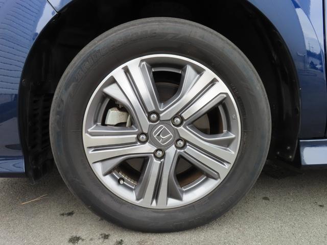 ステップワゴンスパーダ e:HEVスパーダGホンダセンシング ウォークスルー LEDライト ドライブレコーダ セキュリティアラーム 横滑り防止装置 クルーズコントロール Bカメラ USB接続 フルセグ DVD再生可能(8枚目)