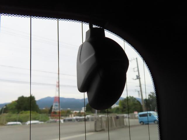 ステップワゴンスパーダ e:HEVスパーダGホンダセンシング ウォークスルー LEDライト ドライブレコーダ セキュリティアラーム 横滑り防止装置 クルーズコントロール Bカメラ USB接続 フルセグ DVD再生可能(13枚目)