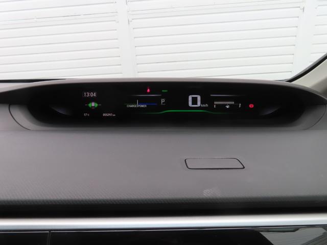 ステップワゴンスパーダ e:HEVスパーダGホンダセンシング ウォークスルー LEDライト ドライブレコーダ セキュリティアラーム 横滑り防止装置 クルーズコントロール Bカメラ USB接続 フルセグ DVD再生可能(28枚目)