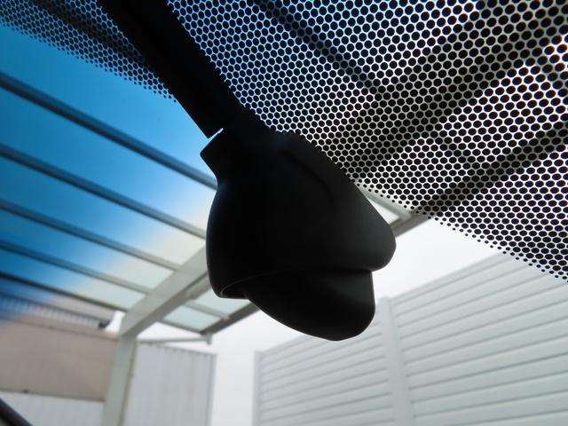 ステップワゴンスパーダ e:HEVスパーダGホンダセンシング ウォークスルー LEDライト ドライブレコーダ セキュリティアラーム 横滑り防止装置 クルーズコントロール Bカメラ USB接続 フルセグ DVD再生可能(31枚目)