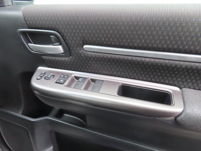 ステップワゴンスパーダ e:HEVスパーダGホンダセンシング ウォークスルー LEDライト ドライブレコーダ セキュリティアラーム 横滑り防止装置 クルーズコントロール Bカメラ USB接続 フルセグ DVD再生可能(47枚目)