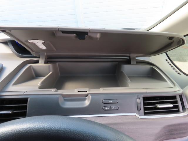 フリードハイブリッド ハイブリッド・Ｇホンダセンシング　ハイブリッド・Ｇホンダセンシング・９インチナビ・リアカメラ・ドラレコ前後・禁煙・ワンオ－　軽減ブレーキ　キーフリーシステム　１オ－ナ－　記録簿　ＤＶＤ再生可能　サイドカーテンエアバック　ＥＣＯＮ（25枚目）