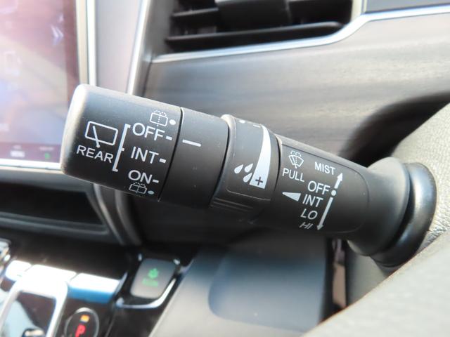 フリードハイブリッド ハイブリッド・Ｇホンダセンシング　ハイブリッド・Ｇホンダセンシング・９インチナビ・リアカメラ・ドラレコ前後・禁煙・ワンオ－　軽減ブレーキ　キーフリーシステム　１オ－ナ－　記録簿　ＤＶＤ再生可能　サイドカーテンエアバック　ＥＣＯＮ（39枚目）