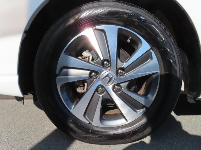 フリード Ｇ・ホンダセンシング　１．５Ｇホンダセンシング　ワンオーナー　　バックカメラ　ＥＴＣ　アダプティブクルーズコントロール　両側電動スライドドア　ＣＤ　ＤＶＤ　シートヒーター　Ｂｌｕｅｔｏｏｔｈ　衝突被害軽減　Ｆセグ　禁煙（8枚目）