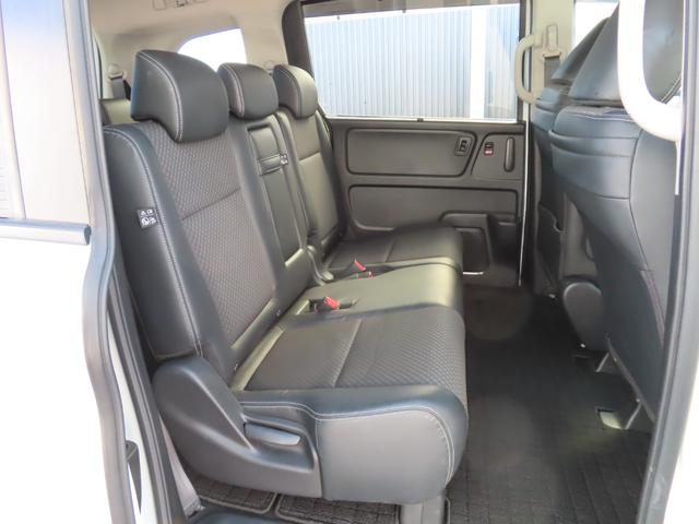 フリード Ｇ・ホンダセンシング　１．５Ｇホンダセンシング　ワンオーナー　　バックカメラ　ＥＴＣ　アダプティブクルーズコントロール　両側電動スライドドア　ＣＤ　ＤＶＤ　シートヒーター　Ｂｌｕｅｔｏｏｔｈ　衝突被害軽減　Ｆセグ　禁煙（13枚目）