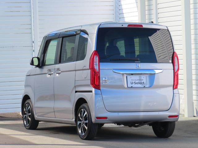 Ｎ－ＢＯＸ Ｌ　Ｌ・４ＷＤ・ナビ・リアカメラ・禁煙・ワンオ－ナー・ＥＴＣ・リモコンエンジンスターター　サイドエアバッグ　前席シートヒーター　ワンオーナー　ＥＴＣ車載器　ＣＭＢＳ　Ｂカメラ　ＬＥＤヘッドライト　クルコン（2枚目）