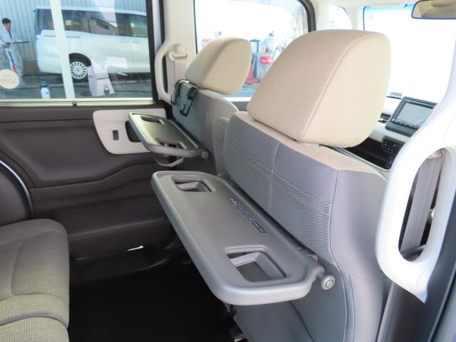 Ｎ－ＢＯＸ Ｌ　Ｌ・４ＷＤ・ナビ・リアカメラ・禁煙・ワンオ－ナー・ＥＴＣ・リモコンエンジンスターター　サイドエアバッグ　前席シートヒーター　ワンオーナー　ＥＴＣ車載器　ＣＭＢＳ　Ｂカメラ　ＬＥＤヘッドライト　クルコン（13枚目）