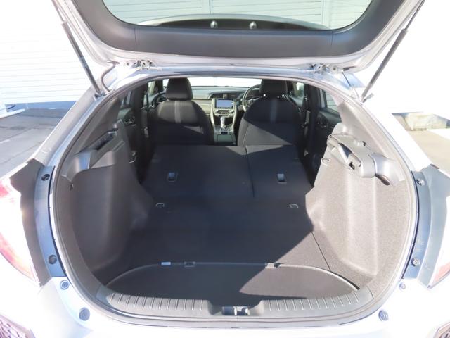 シビック ハッチバック　１．５　ホンダ認定中古　禁煙　ワンオーナー　純正ナビ　Ｂｌｕｅｔｏｏｔｈ　ＵＳＢ接続　バックカメラ　ＥＴＣ２．０　シートヒーター　追突軽減ブレーキ　盗難防止装置　１オーナー　Ｂモニター　整備記録簿（10枚目）