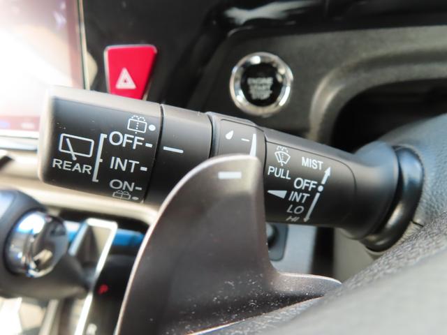 ステップワゴンスパーダ スパーダホンダセンシング　スパーダホンダセンシング・ナビ・リアカメラ・ドラレコ前後・禁煙・ワンオ－ナー　盗難防止　助手席エアバッグ　ワンオーナ－　Ｗパワスラ　記録簿有　地デジ　サイドエアバッグ　ＬＥＤライト　横滑り防止システム（42枚目）