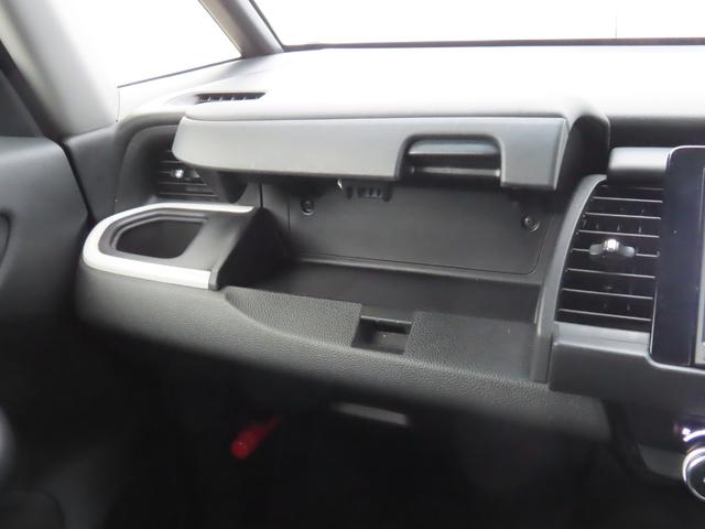 フィット ｅ：ＨＥＶホーム　ｅ：ＨＥＶホーム・ナビ・リアカメラ・ＥＴＣ・禁煙・ワンオーナー　リヤカメラ　ＤＶＤ再生可能　ＶＳＡ　サイドカーテンエアバック　スマートキ　ＥＣＯＮモード　踏み間違い防止　盗難防止装置　クルコン（23枚目）