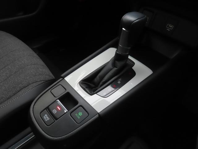 フィット ｅ：ＨＥＶホーム　ｅ：ＨＥＶホーム・ナビ・リアカメラ・ＥＴＣ・禁煙・ワンオーナー　リヤカメラ　ＤＶＤ再生可能　ＶＳＡ　サイドカーテンエアバック　スマートキ　ＥＣＯＮモード　踏み間違い防止　盗難防止装置　クルコン（29枚目）