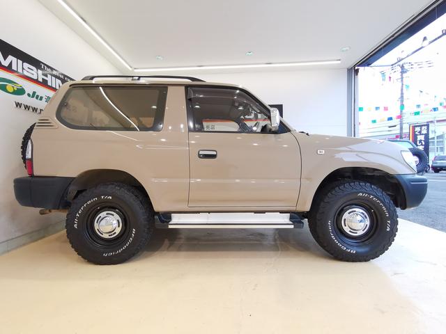 【ステップ廻り】　中古車で使用感はココに差が出ます。　コンディションご確認ください。