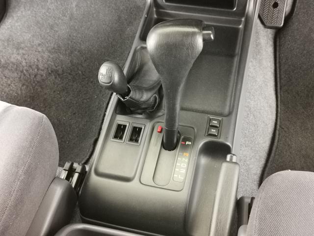【シフト廻り】　中古車で使用感はココに差が出ますね。コンディション問題なし