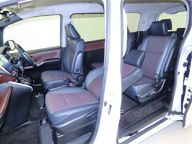 エスクァイア Ｇｉ　エアロ付き　両側Ｐドア　ウォークスルー　１オナ　スマートキーＰスタート　リアカメラ　ＥＴＣ車載器　オートエアコン　イモビライザー　オートクルーズコントロール　キーレス　ナビＴＶ　定期点検記録簿　ＡＢＳ（19枚目）