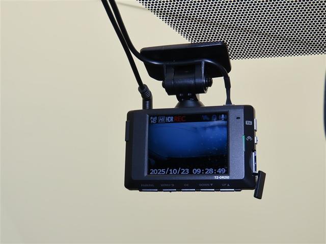 アクア Z LEDヘッドライト スマートキー 100V電源 イモビライザー アルミホイール ドライブレコーダー オートクルーズコントロール 点検記録簿 フルセグTV エアコン ESC ナビ&TV ETC キーレス(16枚目)
