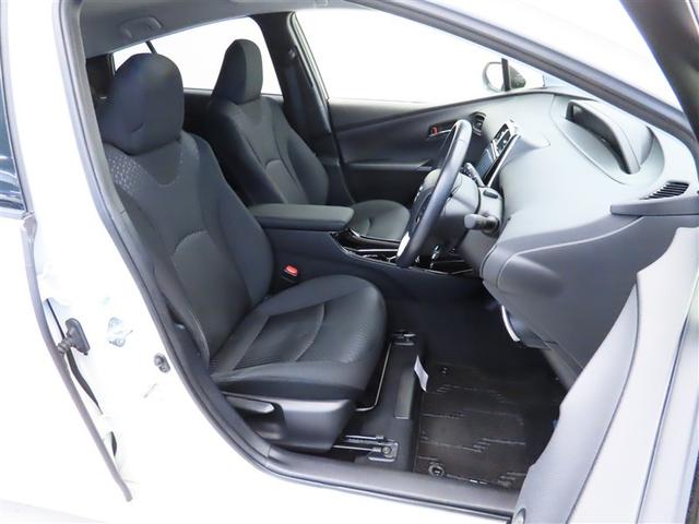 プリウス Ｓセーフティプラス　衝突回避システム　Ｂモニター　ドラレコ付き　定期点検記録簿　ＬＥＤライト　クルコン　ＥＴＣ装備　スマートＫＥＹ　ナビＴＶ　イモビライザー　横滑り防止機能　ＰＷ　カーテンエアバッグ　キーレスエントリー（18枚目）