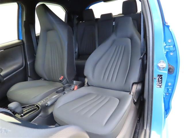 ヤリス G バックモニタ- 誤発進抑制機能 ドライブレコーダ 1オーナー車 スマートキー 盗難防止装置 LEDヘッドライト 横滑り防止機能 キーレス オートエアコン ABS 運転席エアバック サイドエアバッグ(16枚目)