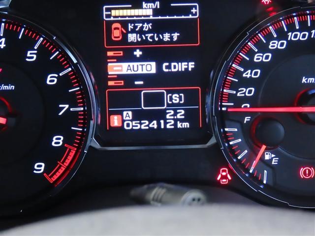 ＷＲＸ　ＳＴＩ ＳＴＩ　タイプＳ　パワーステアリング　アルミ　ＥＳＣ　Ｐシート　ＤＶＤ可　助手席エアバッグ　サイドカーテンエアバック　ＡＢＳ　ナビ＆ＴＶ　パワーウインドウ　スマートキー＆プッシュスタート　エアコン　ＬＥＤランプ　ＡＷＤ（3枚目）