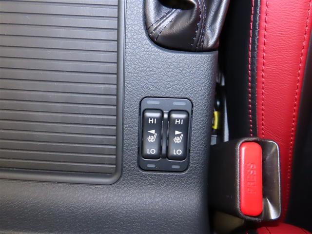 ＷＲＸ　ＳＴＩ ＳＴＩ　タイプＳ　パワーステアリング　アルミ　ＥＳＣ　Ｐシート　ＤＶＤ可　助手席エアバッグ　サイドカーテンエアバック　ＡＢＳ　ナビ＆ＴＶ　パワーウインドウ　スマートキー＆プッシュスタート　エアコン　ＬＥＤランプ　ＡＷＤ（16枚目）