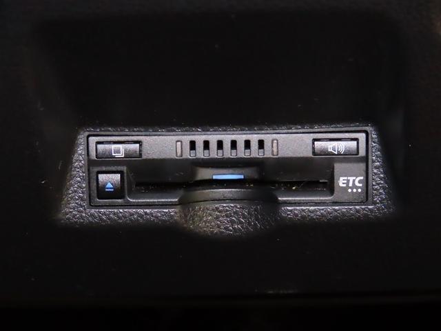 ヤリスクロス ハイブリッドＺ　インテリジェントキー　アルミホイル　ＬＥＤライト　１オ－ナ－　リアカメラ　クルーズコントロール　整備記録簿　横滑り防止システム　ナビＴＶ　メモリーナビゲーション　電動シ－ト　パワステ　オートエアコン（14枚目）