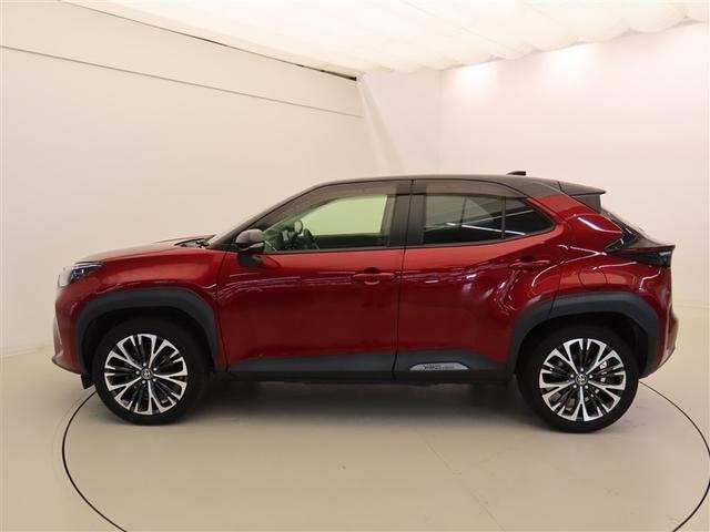 ヤリスクロス ハイブリッドＺ　インテリジェントキー　アルミホイル　ＬＥＤライト　１オ－ナ－　リアカメラ　クルーズコントロール　整備記録簿　横滑り防止システム　ナビＴＶ　メモリーナビゲーション　電動シ－ト　パワステ　オートエアコン（30枚目）