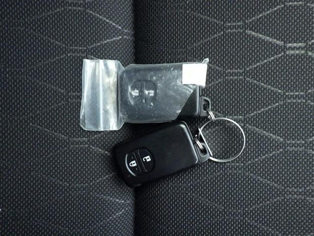 アクア Sスタイルブラック 記録簿あり バックモニタ- 地デジフルセグ ナビTV イモビライザー LEDライト スマートキープッシュスタート 1オーナー ETC付き Wエアバッグ キーフリ メモリーナビゲーション ABS PS(22枚目)