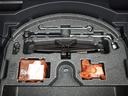 車載工具もしっかり装備しています。
