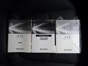 保証書・取り扱い説明書付きです。詳しい保証の内容や取り扱い方法はお気軽にスタッフまでお問い合わせください！