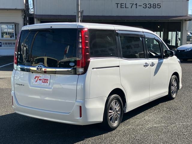 エスクァイア Gi 7人乗り 純正10インチナビ アルパイン10.2インチフリップダウンモニター バックカメラ HDMI Bluetooth対応 セーフティーセンス シートヒーター 両側電動スライドドア スペアキー(5枚目)