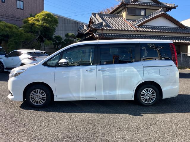 エスクァイア Gi 7人乗り 純正10インチナビ アルパイン10.2インチフリップダウンモニター バックカメラ HDMI Bluetooth対応 セーフティーセンス シートヒーター 両側電動スライドドア スペアキー(8枚目)