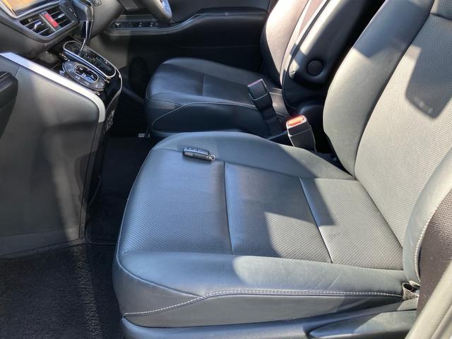 エスクァイア Gi 7人乗り 純正10インチナビ アルパイン10.2インチフリップダウンモニター バックカメラ HDMI Bluetooth対応 セーフティーセンス シートヒーター 両側電動スライドドア スペアキー(47枚目)