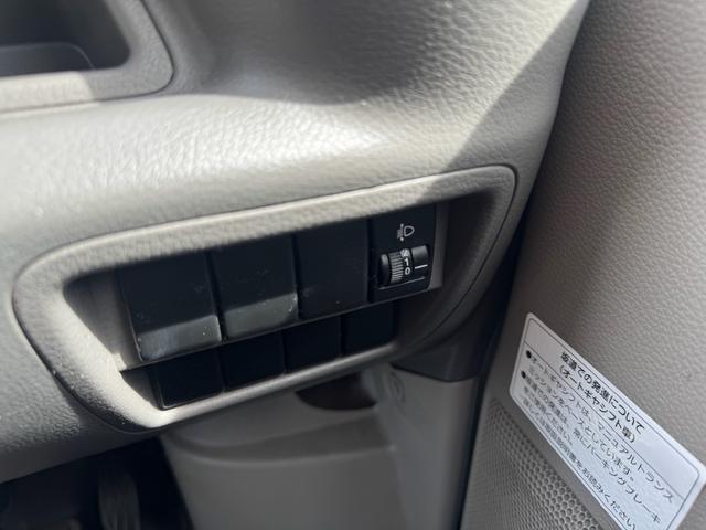 ＮＶ１００クリッパーバン ＤＸ　両側スライドドア　キャンピングカー　パワーウィンドウ　ルーフレール　１００Ｖ　アダプター　車検２年付き（22枚目）