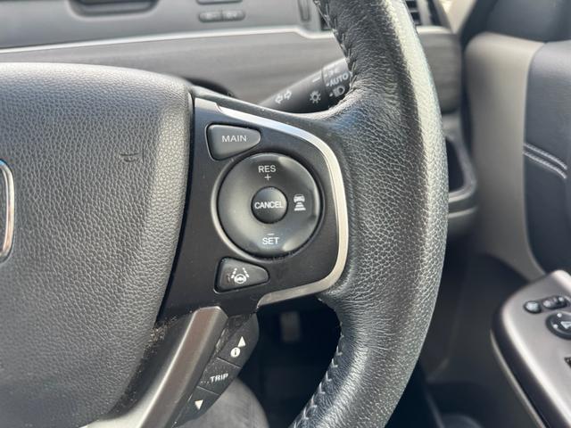 フリード＋ハイブリッド ハイブリッドＥＸ　ＬＥＤヘッドライト　９インチナビ　テレビ　バックカメラ　ＢＬＵＥＴＯＯＴＨ　ＵＳＢ　ＥＴＣ　　両側電動スライドドア　ドラレコ　アルミホイール　車検２年付き（19枚目）