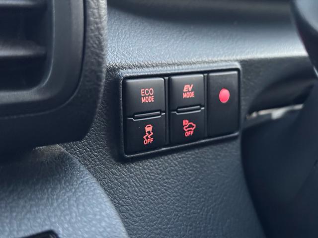 シエンタ ハイブリッドG クエロ LEDヘッドライト 両側電動スライドドア ナビ リアフリップダウンモニター BLUETOOTH ETC バックカメラ オートハイビーム 7人乗り 車検2年付き(22枚目)