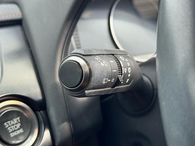 ＵＸ ＵＸ２００　ＬＥＤヘッドライト　ナビ　テレビ　バックカメラ　ＥＴＣ　ラインアシスト　クルーズコントロール　純正アルミホイール　車検２年付き　保証付き（23枚目）