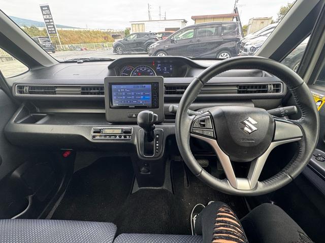 ワゴンＲ ハイブリッドＦＺ　ＬＥＤ　ヘッドライト　ナビ　バックカメラ　ＢＬＵＥＴＯＯＴＨ　シートヒーター　テレビ　純正アルミホイール　オートライト　車検２年付き（14枚目）