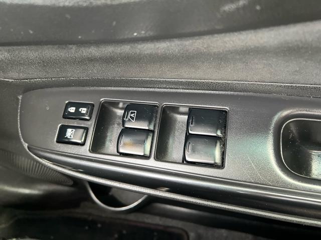 ノート ニスモ S 5速 ニスモ エアロ ナビ BLUETOOTH ETC ウーファー オートライト プシュースタート 純正アルミホイール(20枚目)