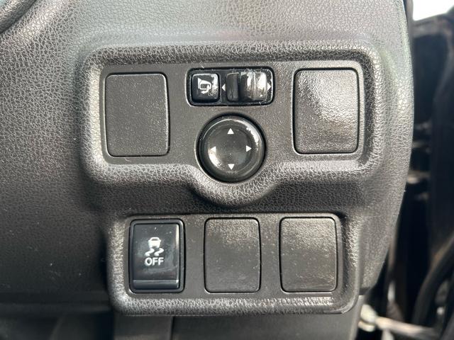 ノート ニスモ S 5速 ニスモ エアロ ナビ BLUETOOTH ETC ウーファー オートライト プシュースタート 純正アルミホイール(22枚目)