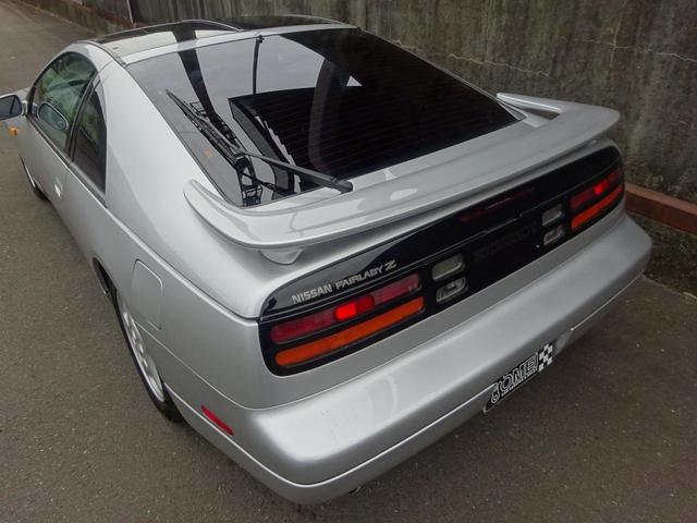 フェアレディＺ ３００ＺＸ　ＮＡ　ＡＴ　クルーズコントロール　オートエアコン　電動シート　純正ＢＯＳＥサウンド　ＥＴＣ　ローダウン　純正キーレス　タミングベルト交換済み（16枚目）