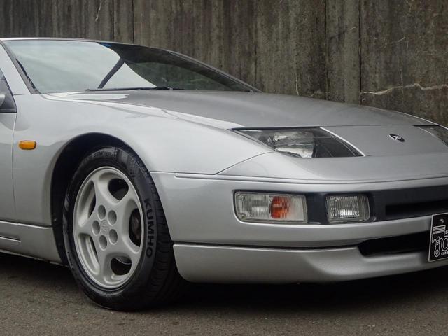 フェアレディＺ ３００ＺＸ　ＮＡ　ＡＴ　クルーズコントロール　オートエアコン　電動シート　純正ＢＯＳＥサウンド　ＥＴＣ　ローダウン　純正キーレス　タミングベルト交換済み（22枚目）