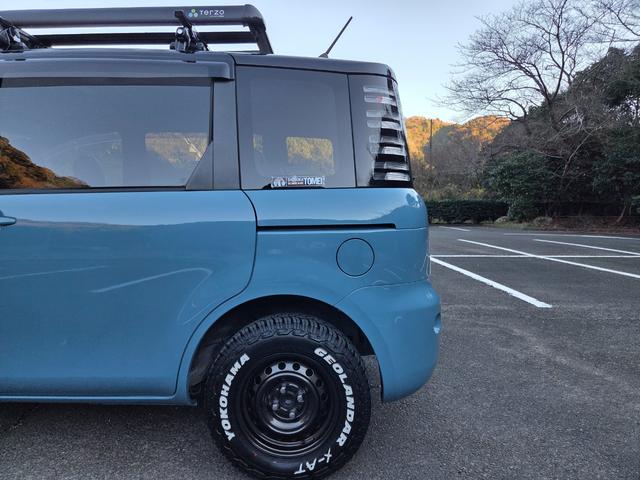 シエンタ Ｇ　３０ｍｍちょい上げ　リフトアップ　ジオランダーホワイトレタータイヤ　ホイールガンＭ塗装　　窓下色替えブルー　ヘッドライトクリア塗装済み（57枚目）