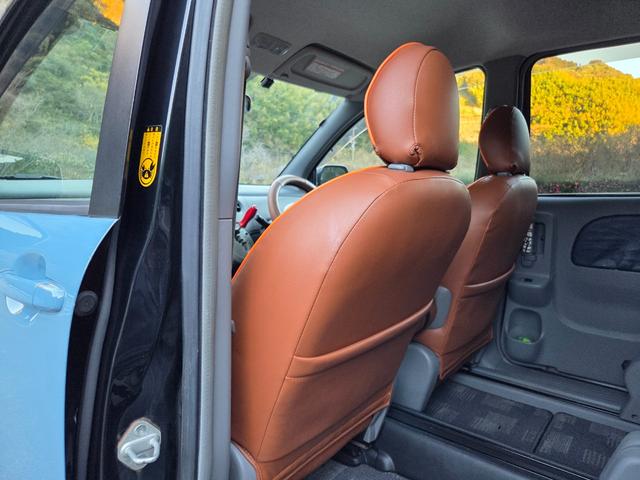 シエンタ Ｇ　３０ｍｍちょい上げ　リフトアップ　ジオランダーホワイトレタータイヤ　ホイールガンＭ塗装　　窓下色替えブルー　ヘッドライトクリア塗装済み（69枚目）