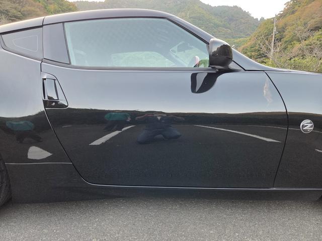 フェアレディZ バージョンS 禁煙車 78WORKS3眼LEDヘッドライト VARISクーリングボンネットカーボン製 WORKエボリューション19インチAW&ポテンザ リアスポイラー(21枚目)