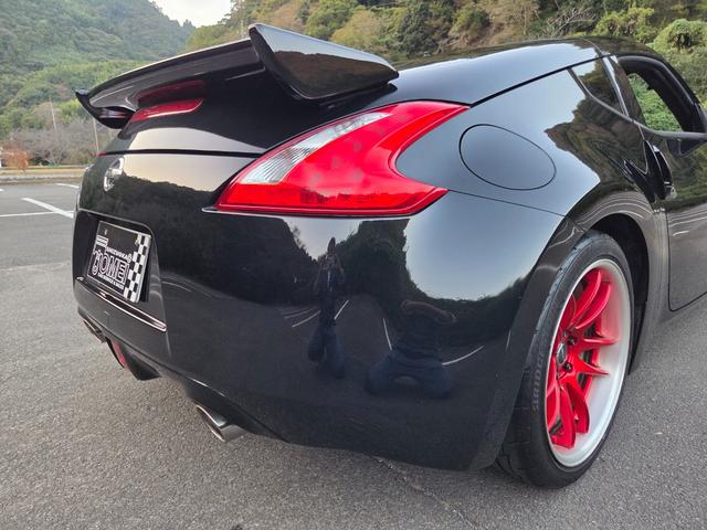 フェアレディZ バージョンS 禁煙車 78WORKS3眼LEDヘッドライト VARISクーリングボンネットカーボン製 WORKエボリューション19インチAW&ポテンザ リアスポイラー(38枚目)