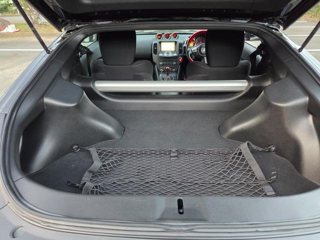 フェアレディZ バージョンS 禁煙車 78WORKS3眼LEDヘッドライト VARISクーリングボンネットカーボン製 WORKエボリューション19インチAW&ポテンザ リアスポイラー(43枚目)