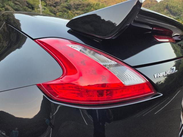 フェアレディZ バージョンS 禁煙車 78WORKS3眼LEDヘッドライト VARISクーリングボンネットカーボン製 WORKエボリューション19インチAW&ポテンザ リアスポイラー(47枚目)
