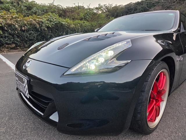 フェアレディZ バージョンS 禁煙車 78WORKS3眼LEDヘッドライト VARISクーリングボンネットカーボン製 WORKエボリューション19インチAW&ポテンザ リアスポイラー(61枚目)