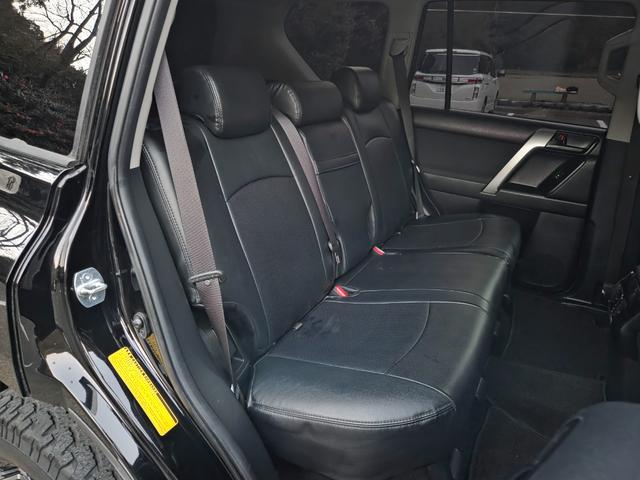 �Z�J���h�V�[�g�@�O�g�p�җl���w����������V�[�g�J�o�[��t���Ă��܂�