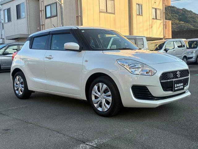 スイフト ＸＧリミテッド　ドライブレコーダー　ＥＴＣ　バックカメラ　ナビ　オートクルーズコントロール　レーンアシスト　衝突被害軽減システム　スマートキー　電動格納ミラー　シートヒーター　ＣＶＴ　盗難防止システム　衝突安全ボディ（3枚目）