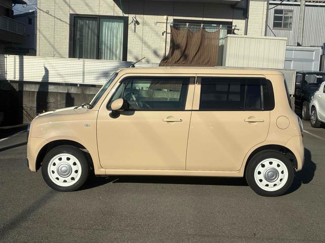 アルトラパン G バックカメラ スマートキー アイドリングストップ 電動格納ミラー ベンチシート CVT 盗難防止システム ABS 衝突安全ボディ エアコン パワーステアリング パワーウィンドウ(8枚目)